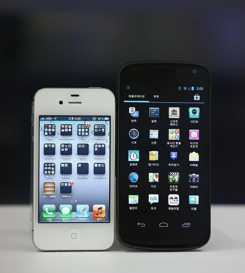 十年神话破灭：雷军为何从宠儿到被质疑？ 热点话题 第2张