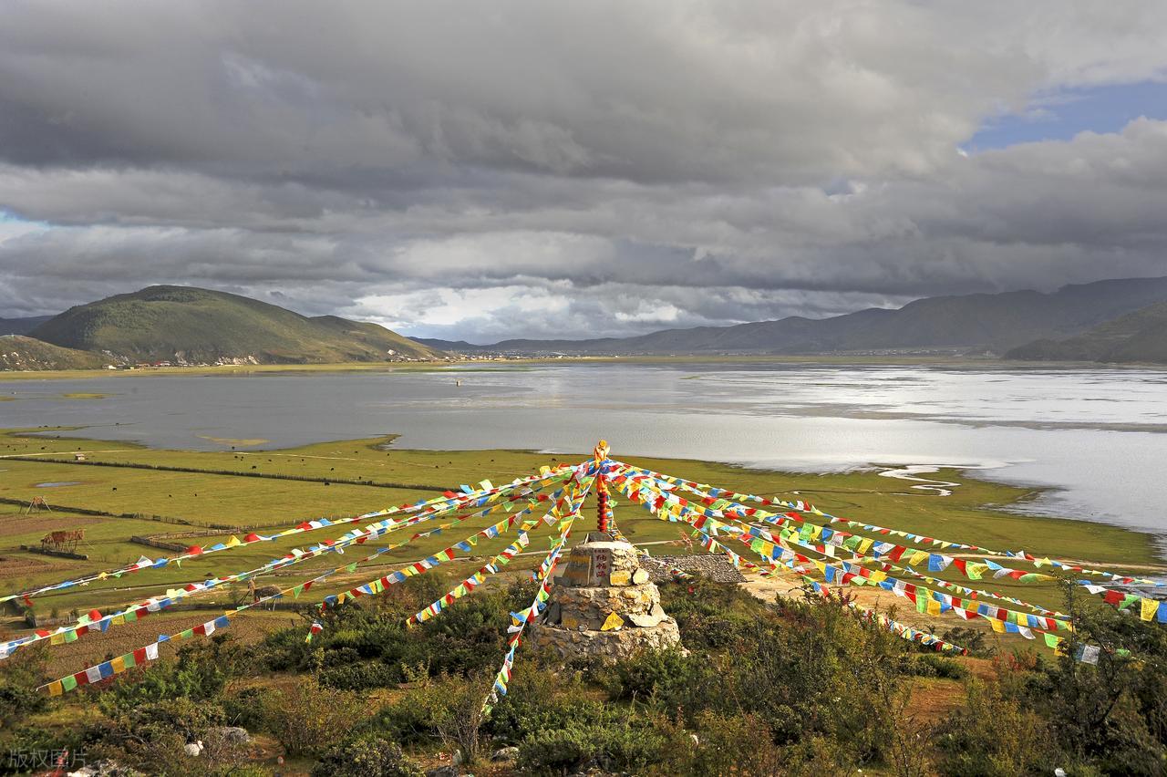 1-web_gif.jpeg 1-web_gif.jpeg