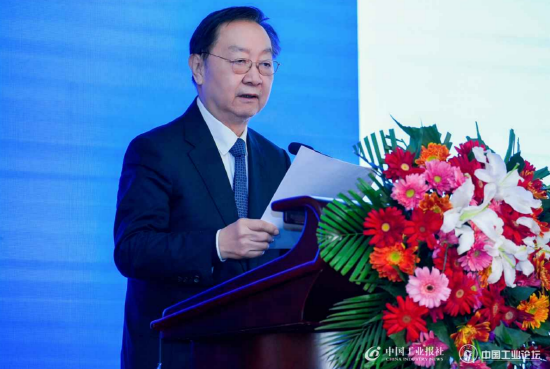 详细阅读:李毅中:人工智能生成内容应加快在工业制造业的应用 李毅中:人工智能生成内容应加快在工业制造业的应用