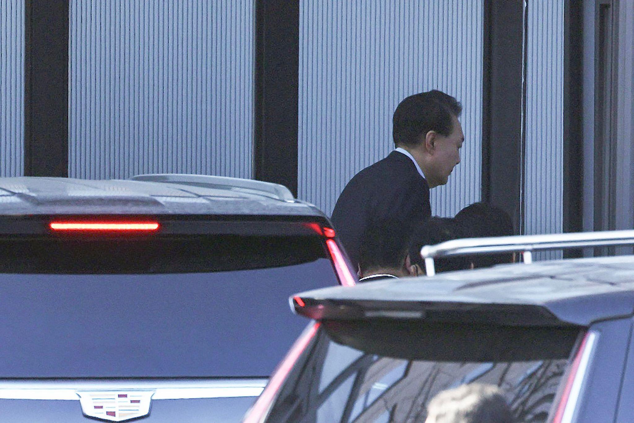 韩国法院批准对尹锡悦的拘留令 称其“有毁灭证据之嫌” 第1张